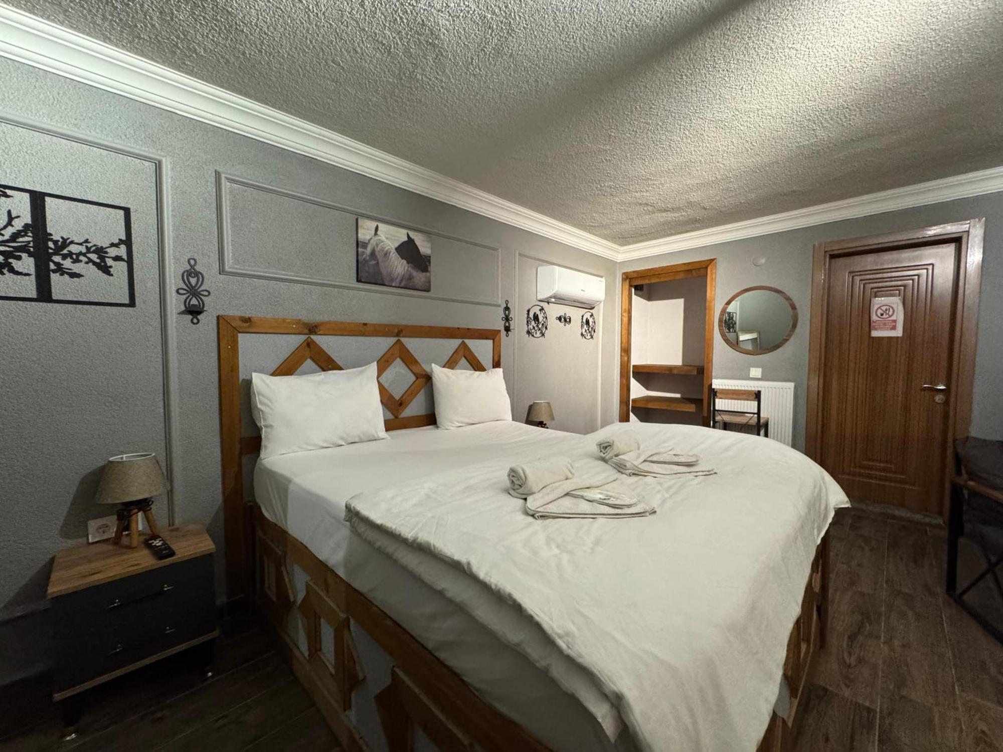 Tas Mahall Luxury Bed & Breakfast