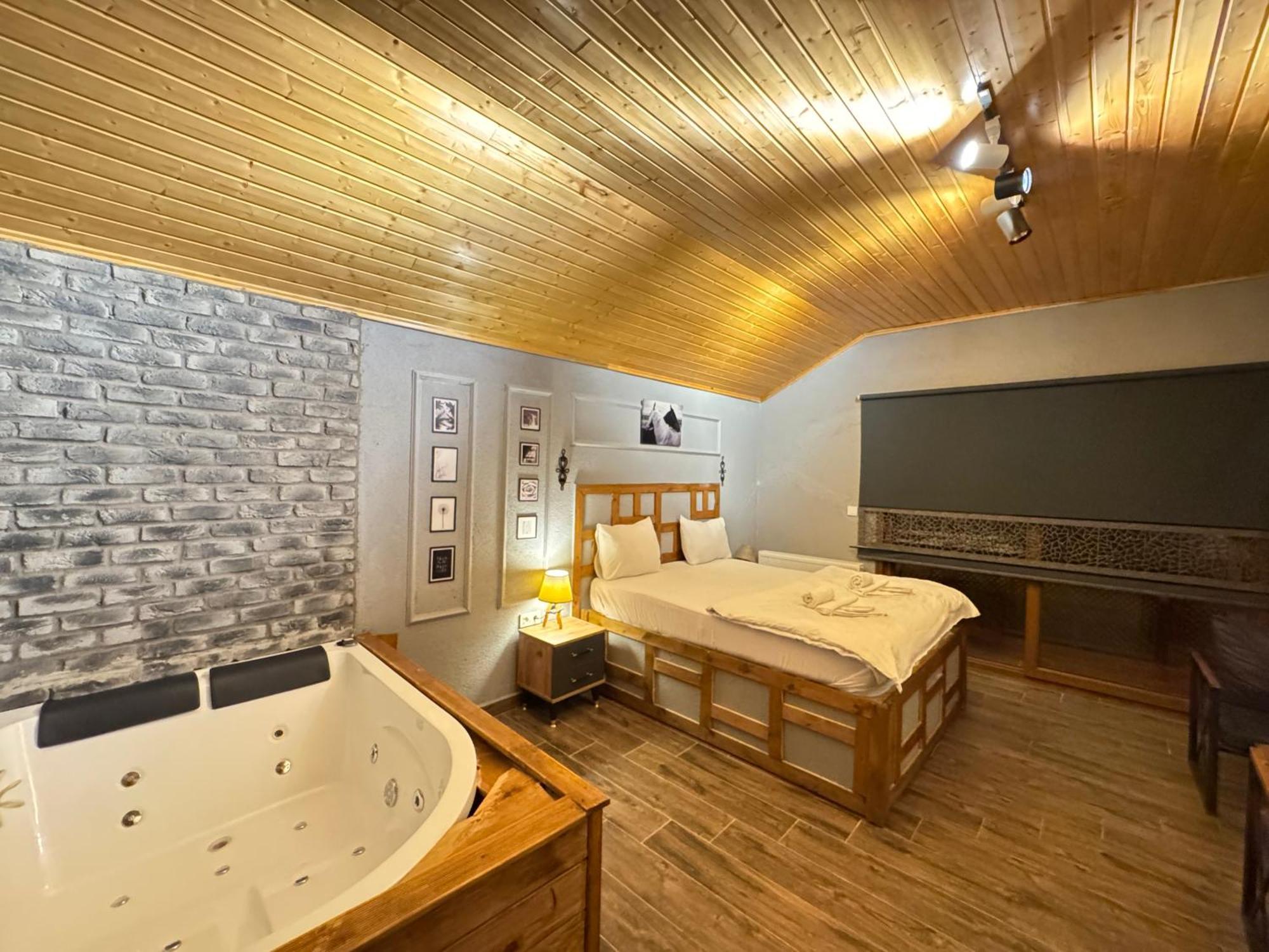Tas Mahall Luxury 5*