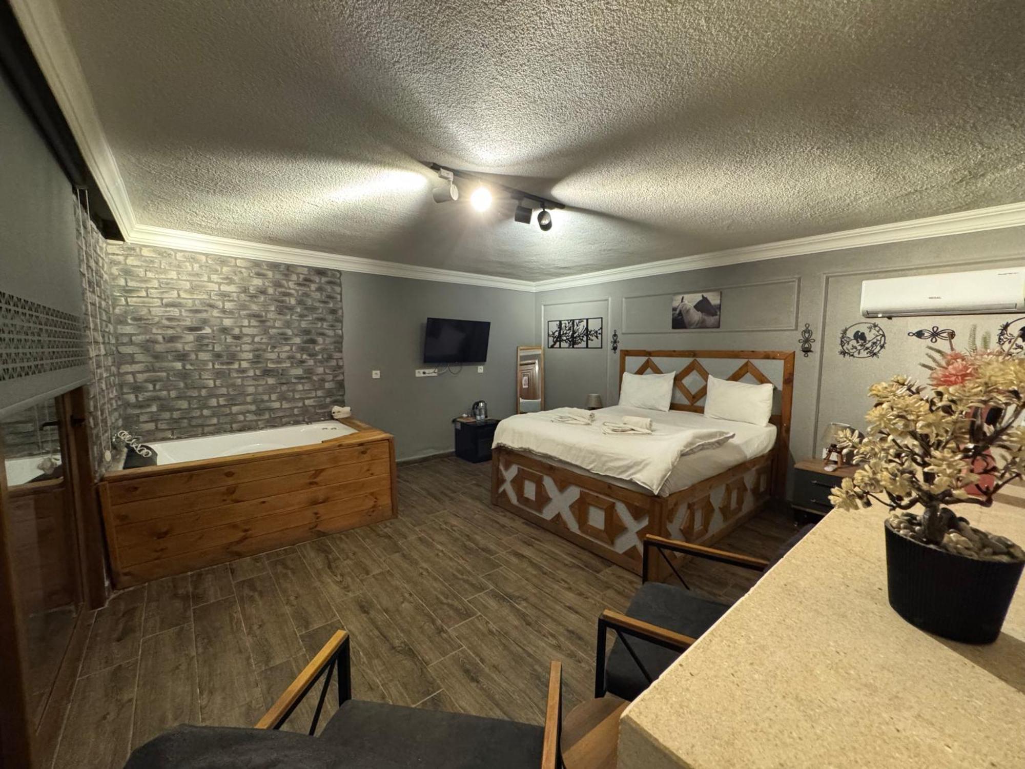 Tas Mahall Luxury 5*